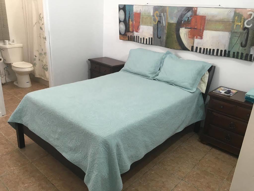 Appartamento Ventana Al Atlantico At Arecibo 681 Ocean Drive Islote Esterno foto