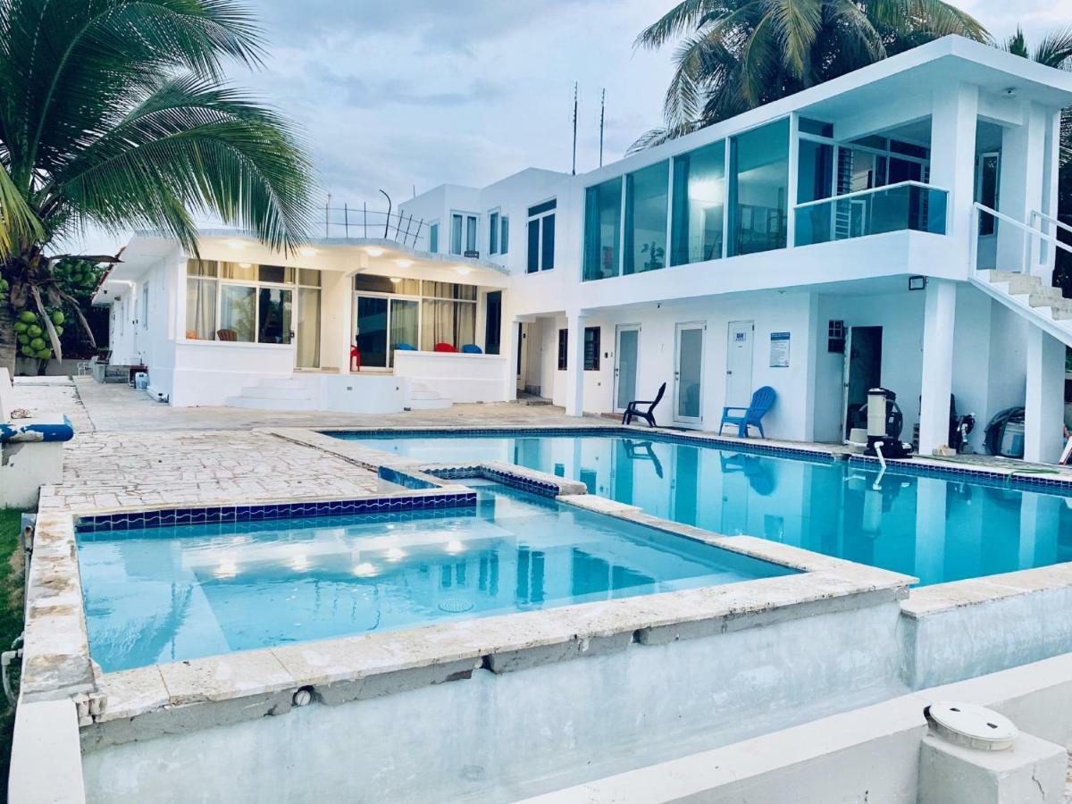 Appartamento Ventana Al Atlantico At Arecibo 681 Ocean Drive Islote Esterno foto